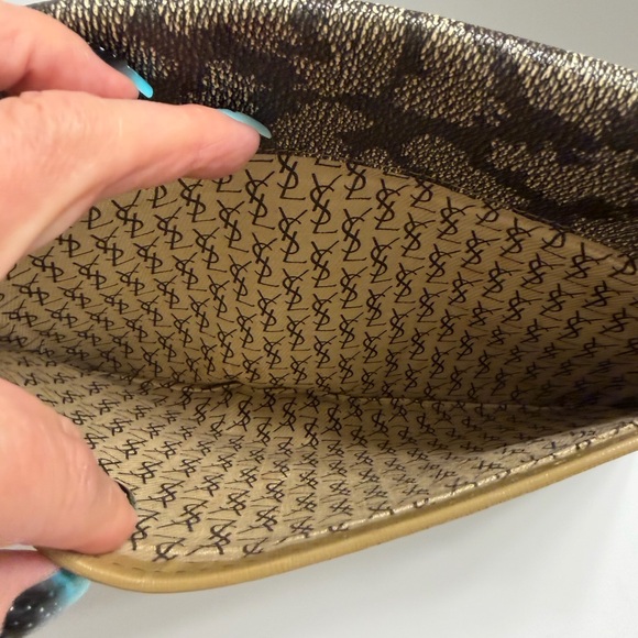 YSL VINTAGE CLUTCH - Picture 3 of 9